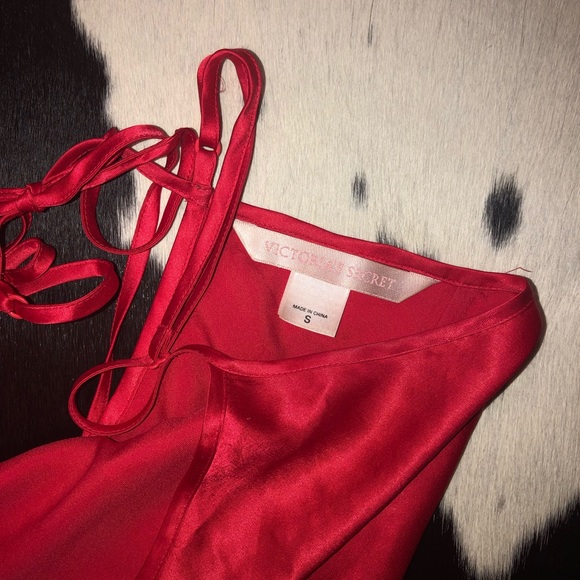 Vintage Y2K Victoria’s Secret red satin low back slip dress - Picture 10 of 10